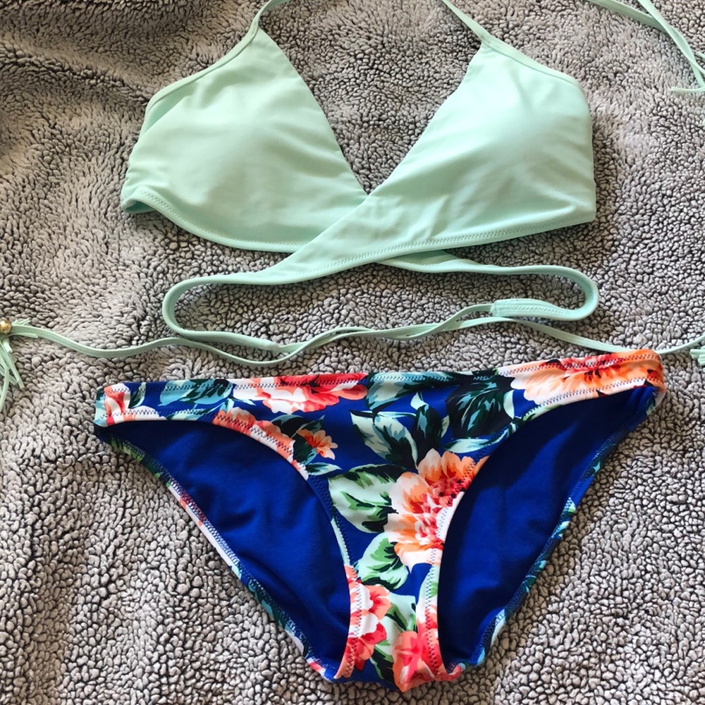 Abercrombie Swim set